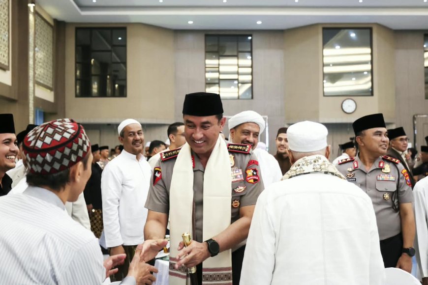 Silaturahmi dengan Ulama se-Jatim, Kapolri Ajak Perkuat Sinergi Jaga Kamtibmas